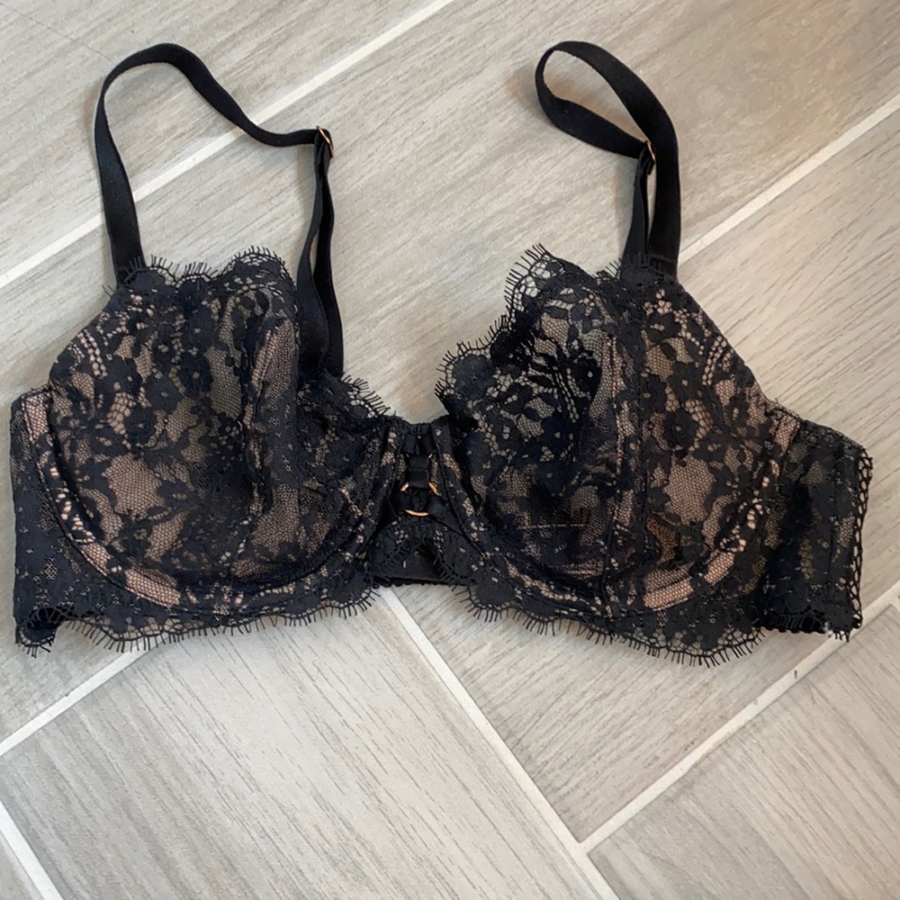 Victoria Secret Very Sexy unlined bra